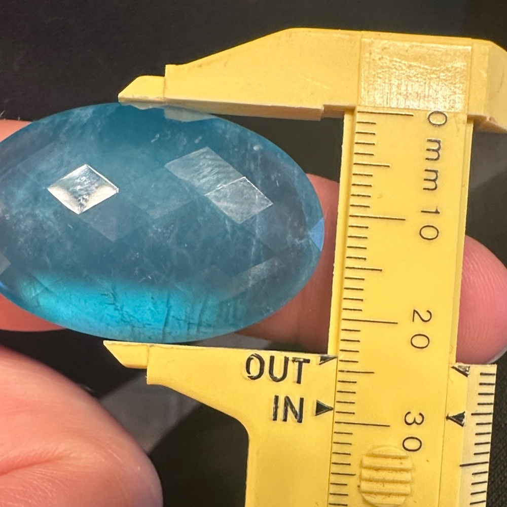 Gemstone ring . Size 8 - Picture 9 of 9